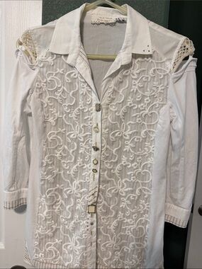 Elisa Cavaletti White Embroidered Cold-Shoulder Button-Down Top